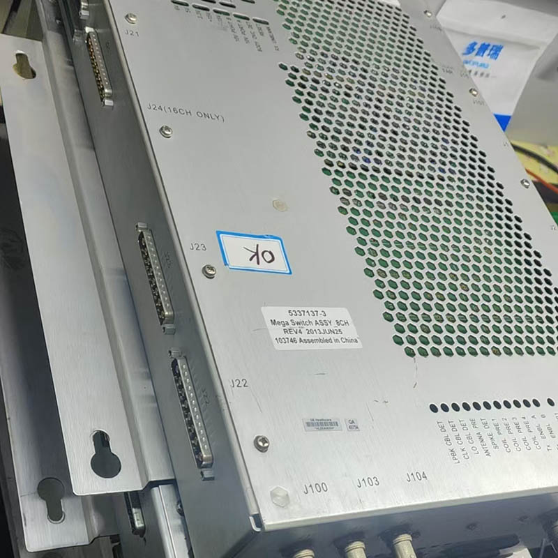 Wie kann die Instabilität beim Testen medizinischer Geräte mit dem GE 5337137-8 Mega Switch behoben werden?